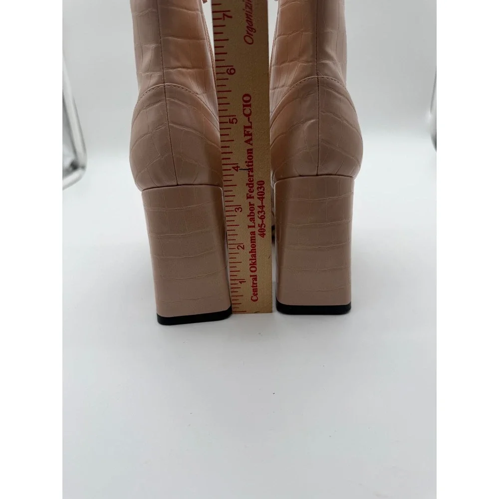 Lisa Vicky Craze-V Blush Croc Embossed Square Toe Block Heel Ankle Boots Size 8M